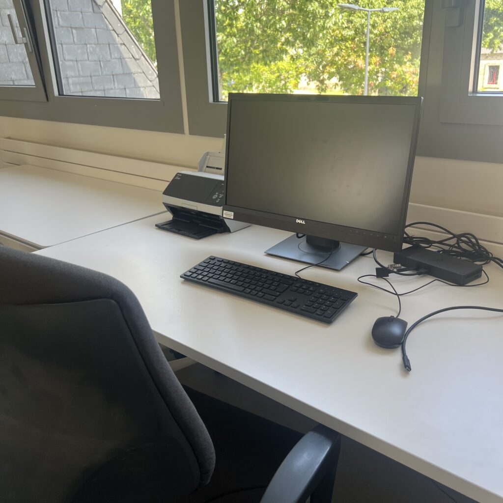 Poste de travail stage Crédit Agricole